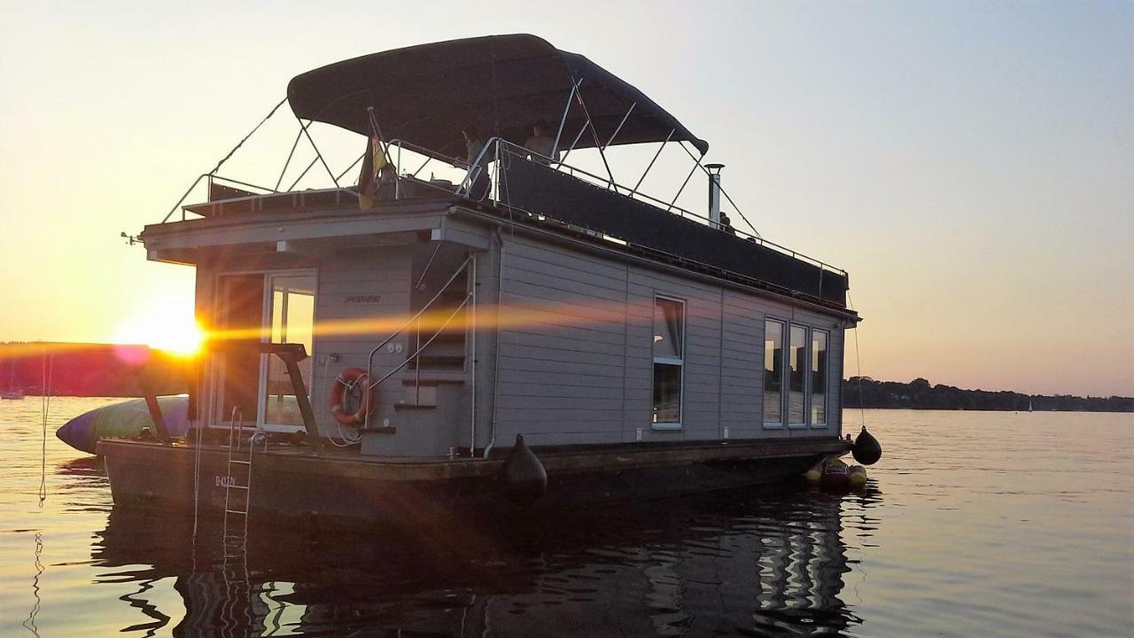 Hausboot Deluxe Hotel Berlin Exterior foto